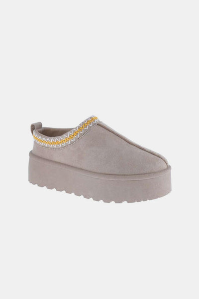 Weeboo Platform Embroidered Trim Slip-On Boots - Ink Wave Creations